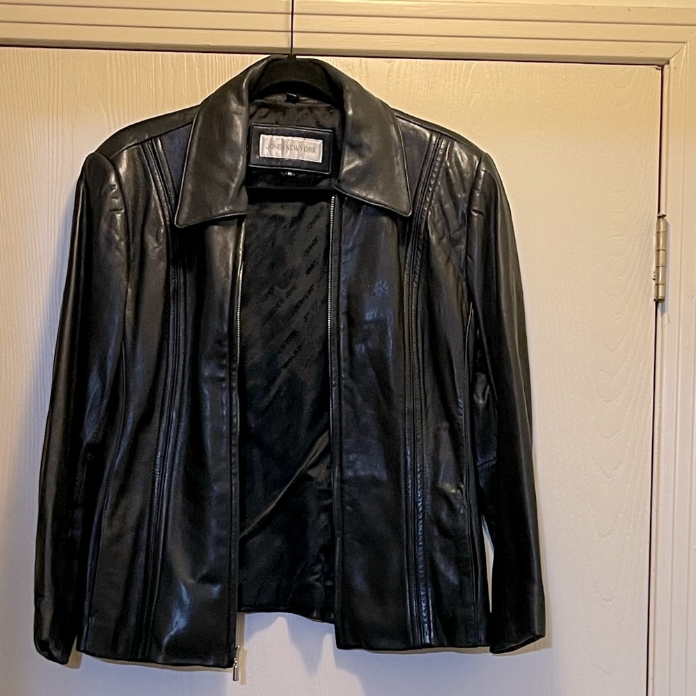 Jones New York Black Soft Leather Moto Jacket Size M. Excellent condition.